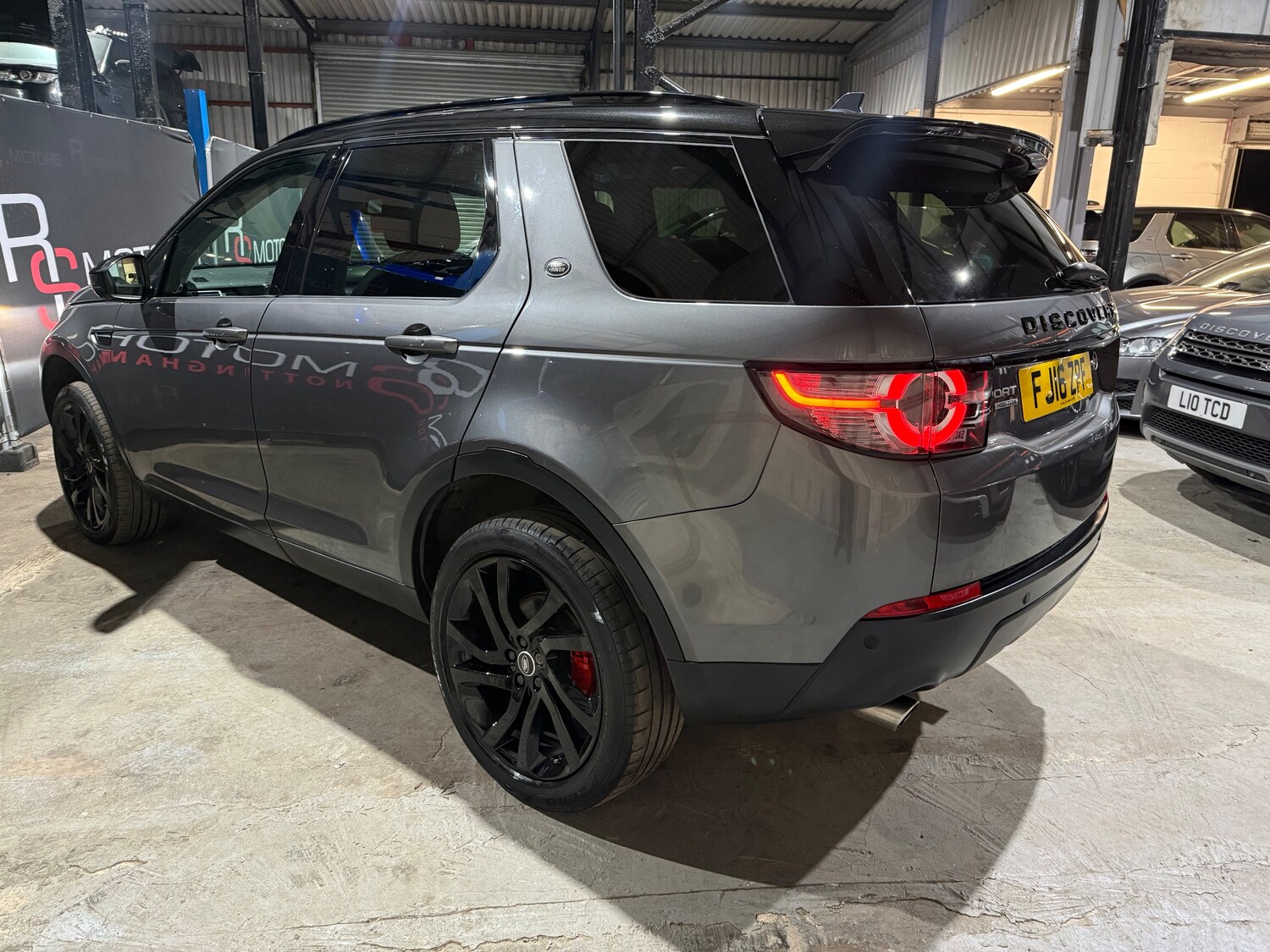 Used Land Rover Discovery Sport 2016 for sale - 77759532: Photo 6