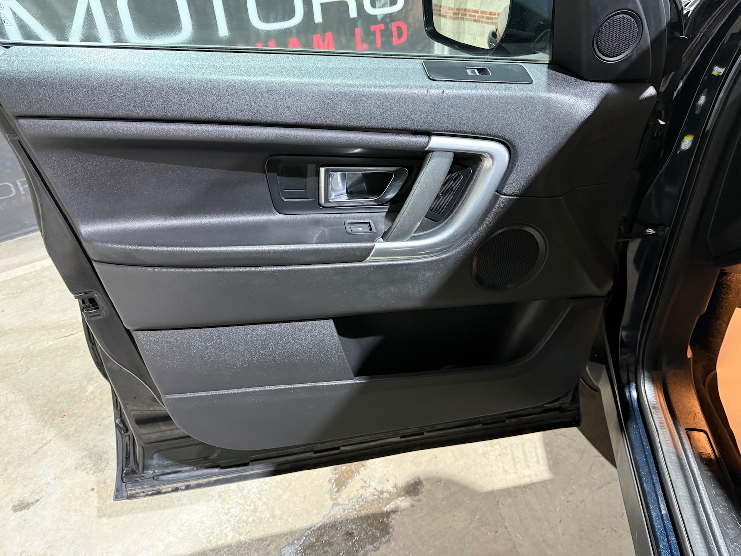 Used Land Rover Discovery Sport 2017 for sale - 77590458: Photo 19