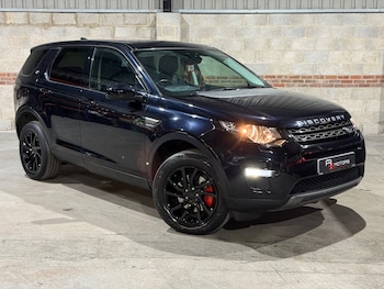 Used Land Rover Discovery Sport 2017 for sale - 77590458: Photo