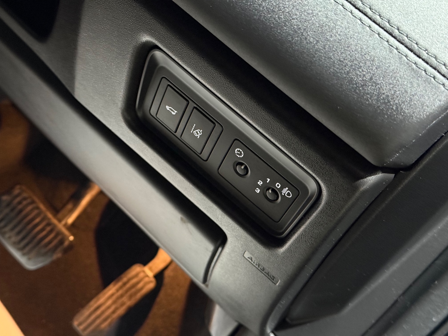 Used Land Rover Discovery Sport 2017 for sale - 77590458: Photo 32