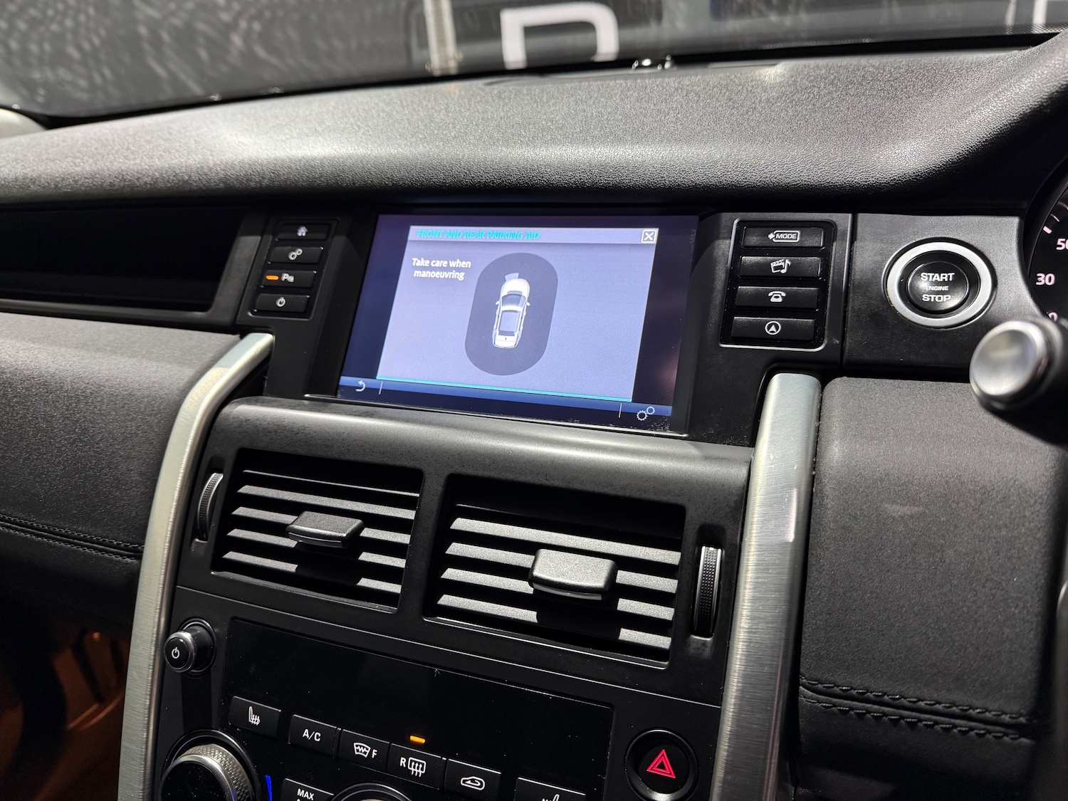 Used Land Rover Discovery Sport 2017 for sale - 77590458: Photo 43