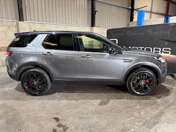 Used Land Rover Discovery Sport 2019 for sale - 79431207: Photo