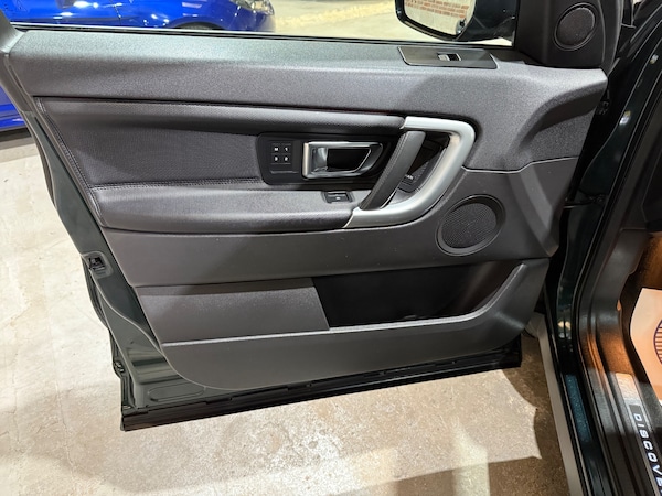 Used Land Rover Discovery Sport 2017 for sale - 75541558: Photo 20