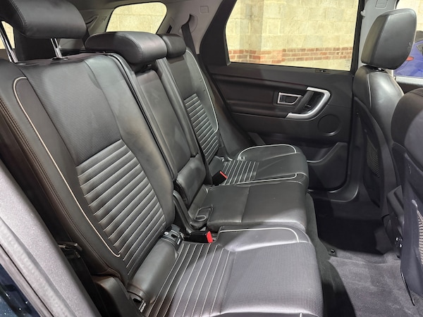 Used Land Rover Discovery Sport 2017 for sale - 75541558: Photo 32
