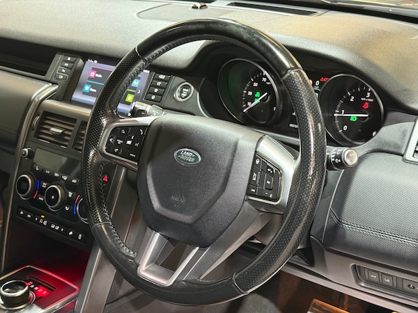 Used Land Rover Discovery Sport 2017 for sale - 75541558: Photo 42