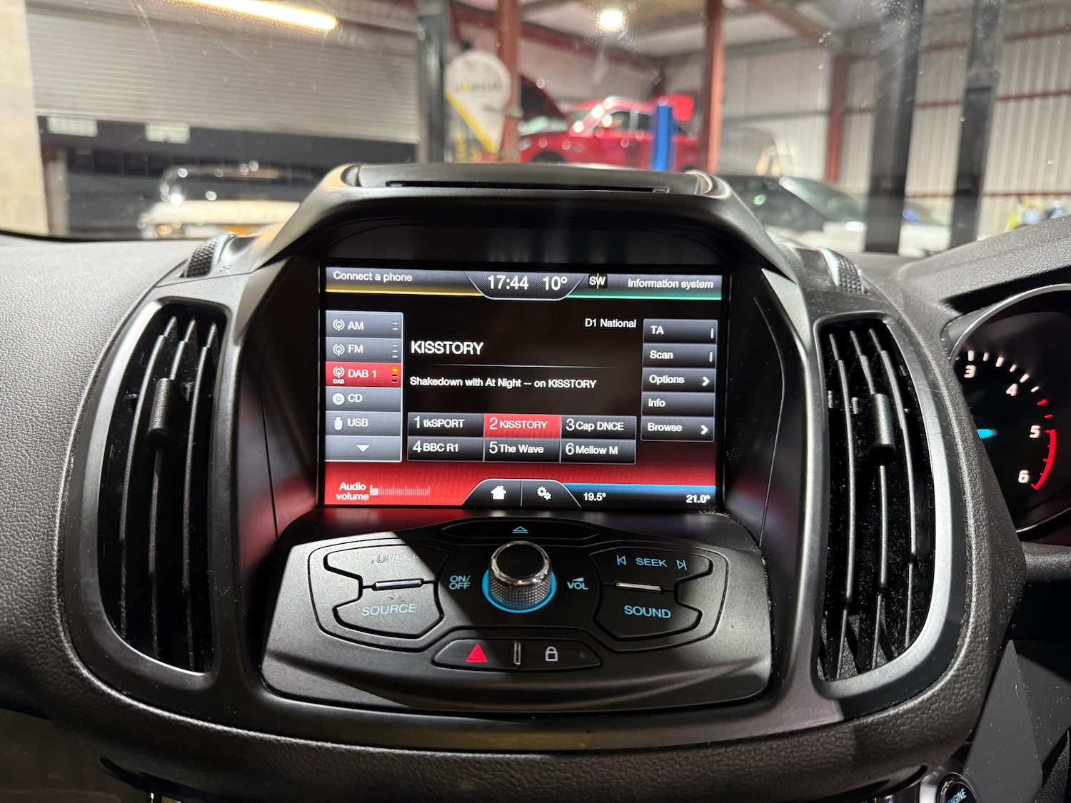 Used Ford Kuga for sale - 76447099: Photo 32