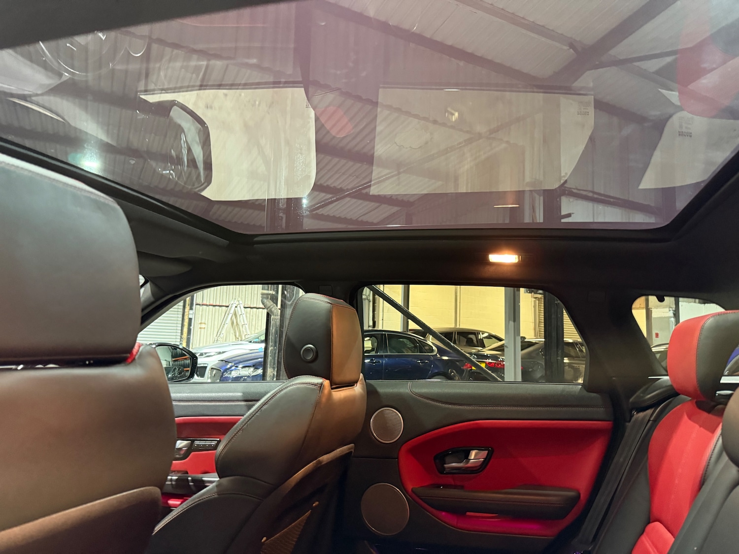 Used Land Rover Range Rover Evoque 2018 for sale - 76693542: Photo 17