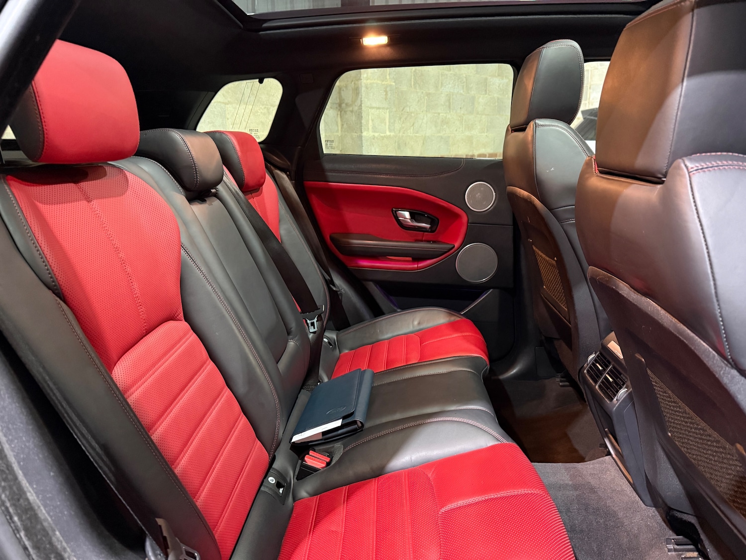 Used Land Rover Range Rover Evoque 2018 for sale - 76693542: Photo 21