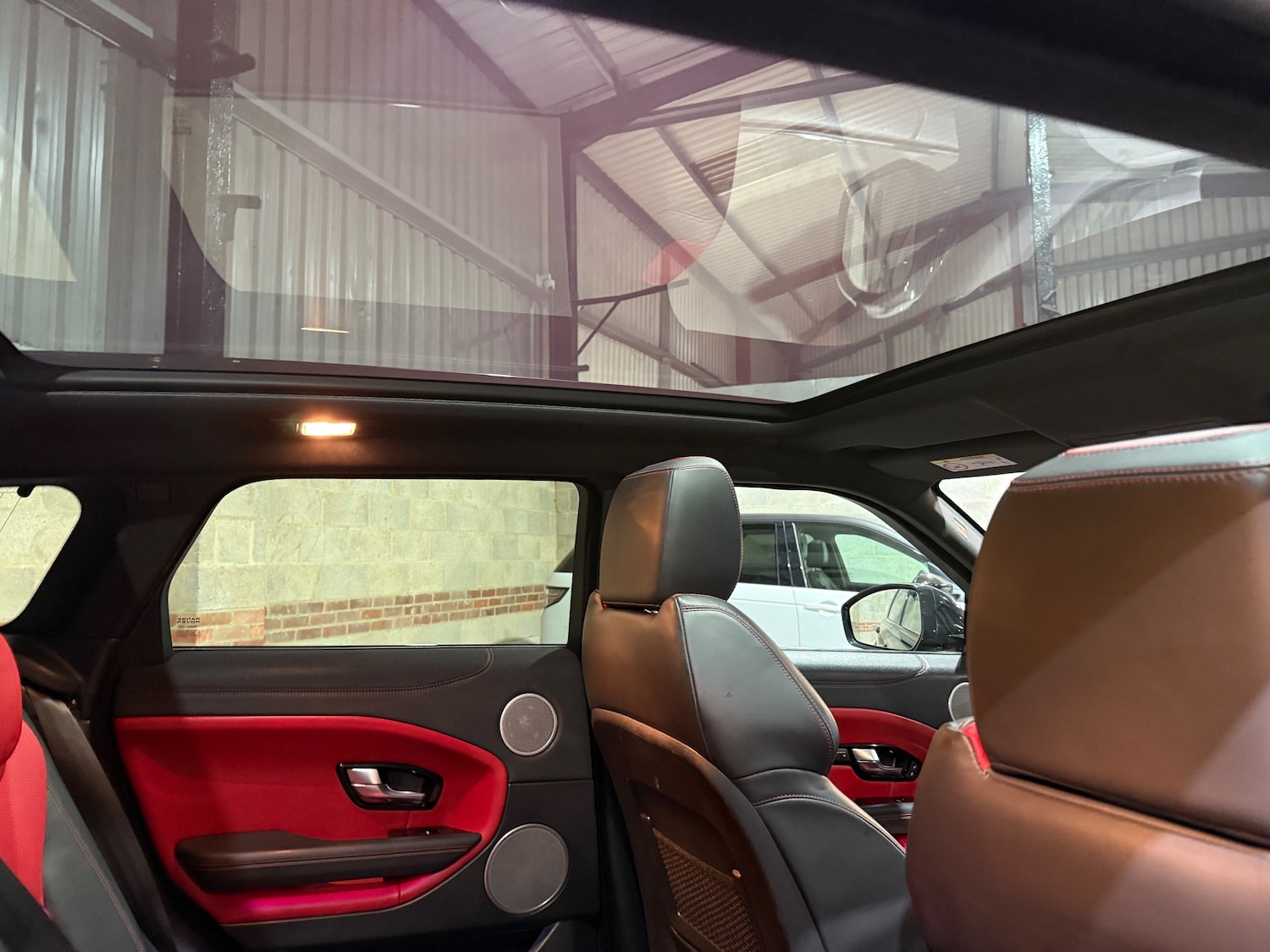 Used Land Rover Range Rover Evoque 2018 for sale - 76693542: Photo 22