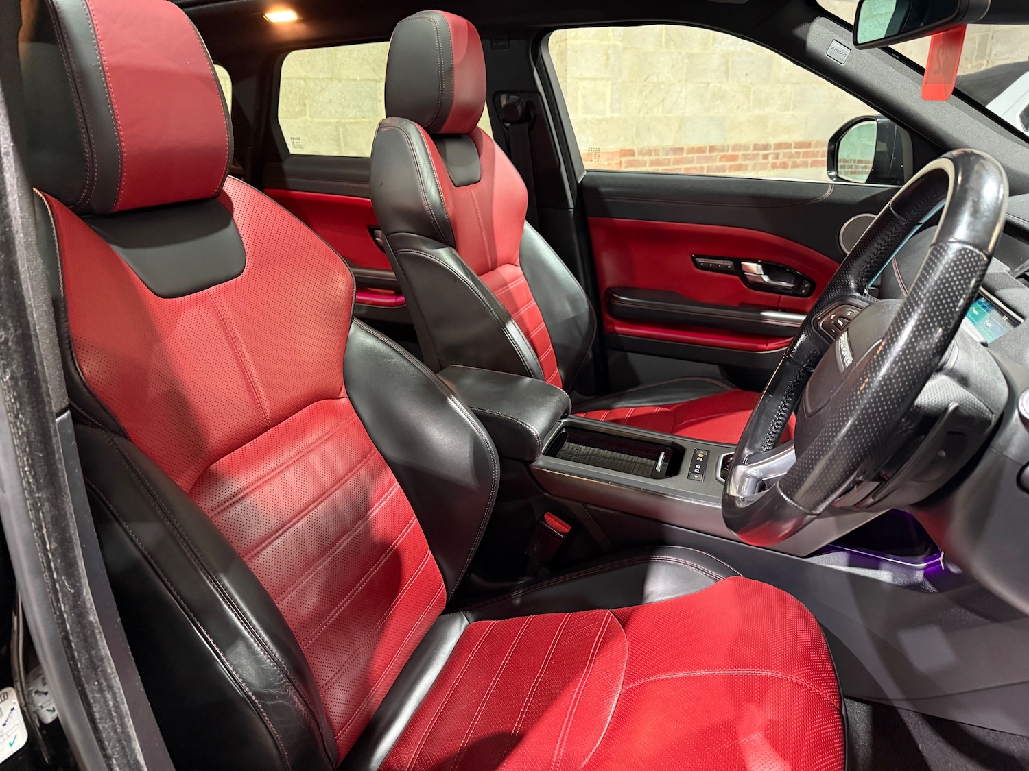 Used Land Rover Range Rover Evoque 2018 for sale - 76693542: Photo 28