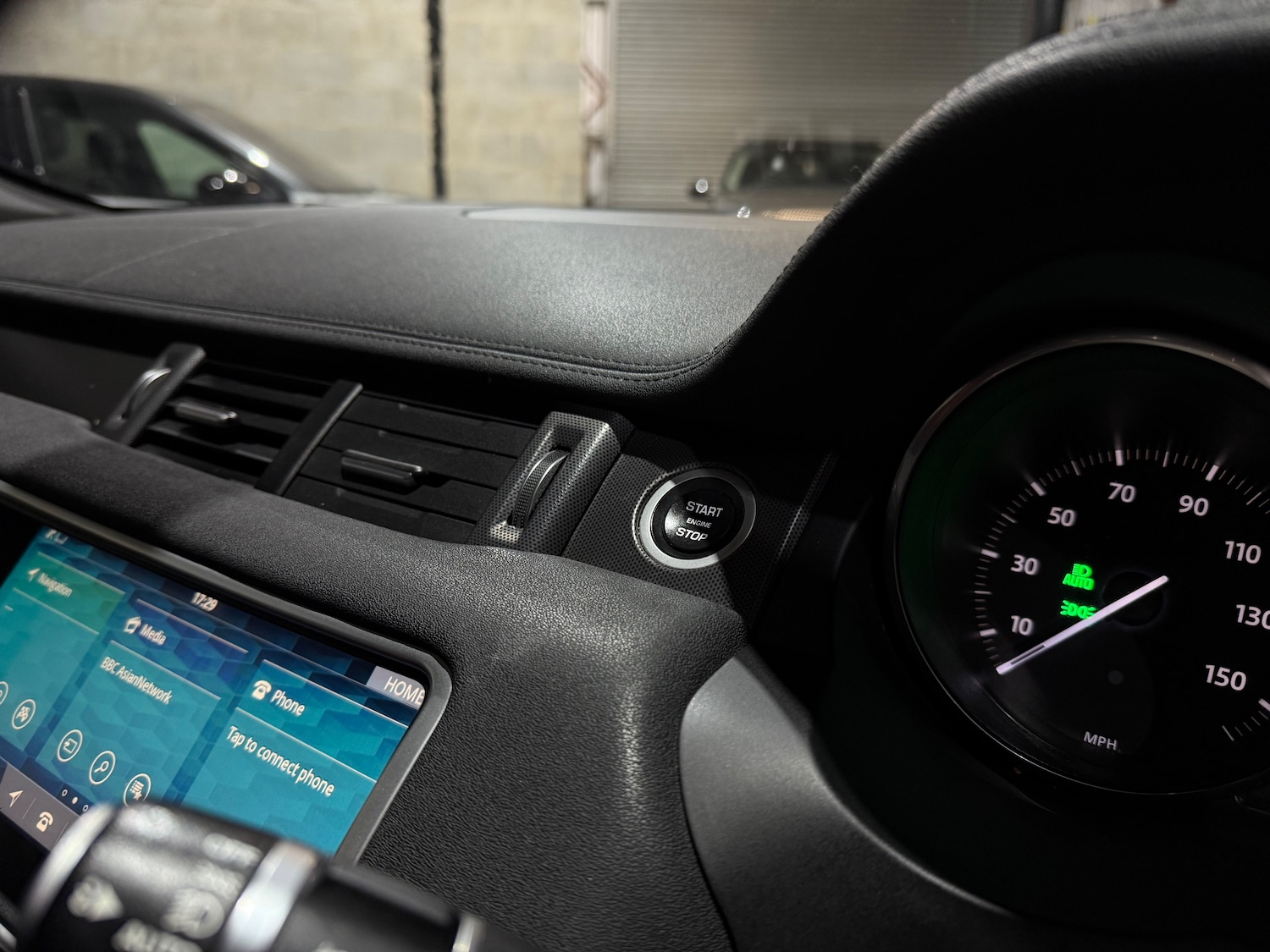 Used Land Rover Range Rover Evoque 2018 for sale - 76693542: Photo 36