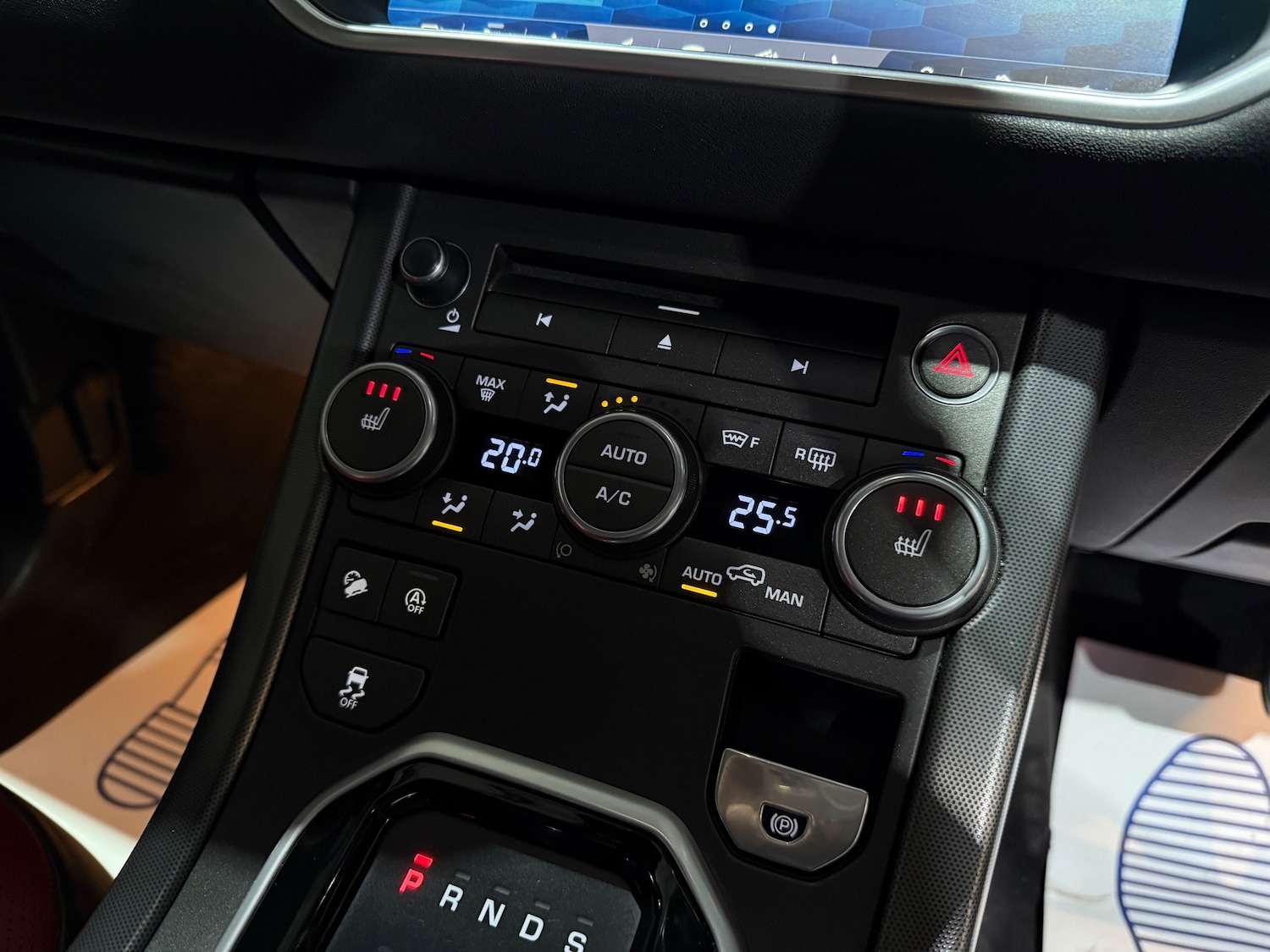 Used Land Rover Range Rover Evoque 2018 for sale - 76693542: Photo 40