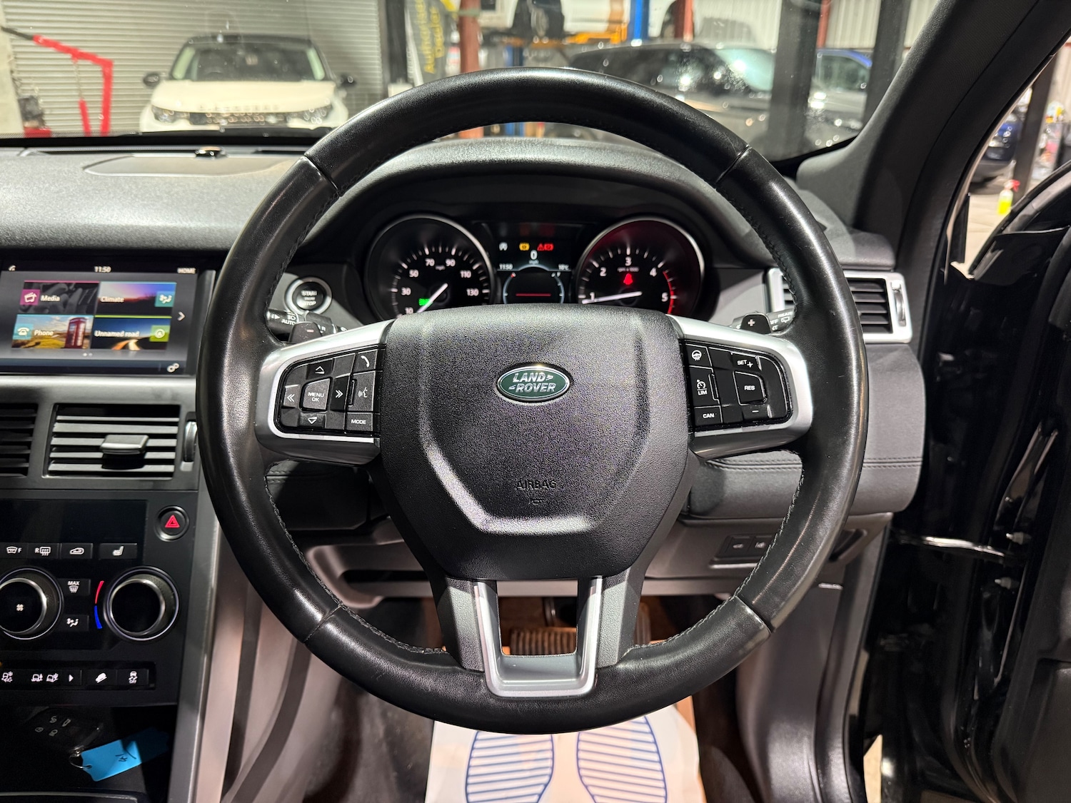 Used Land Rover Discovery Sport for sale - 76999595: Photo 31