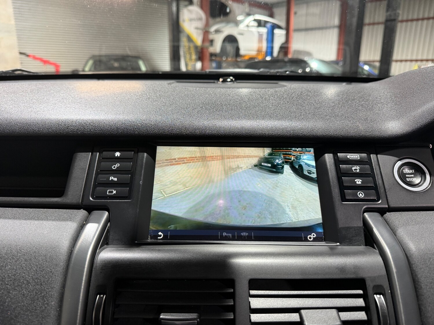 Used Land Rover Discovery Sport for sale - 76999595: Photo 40