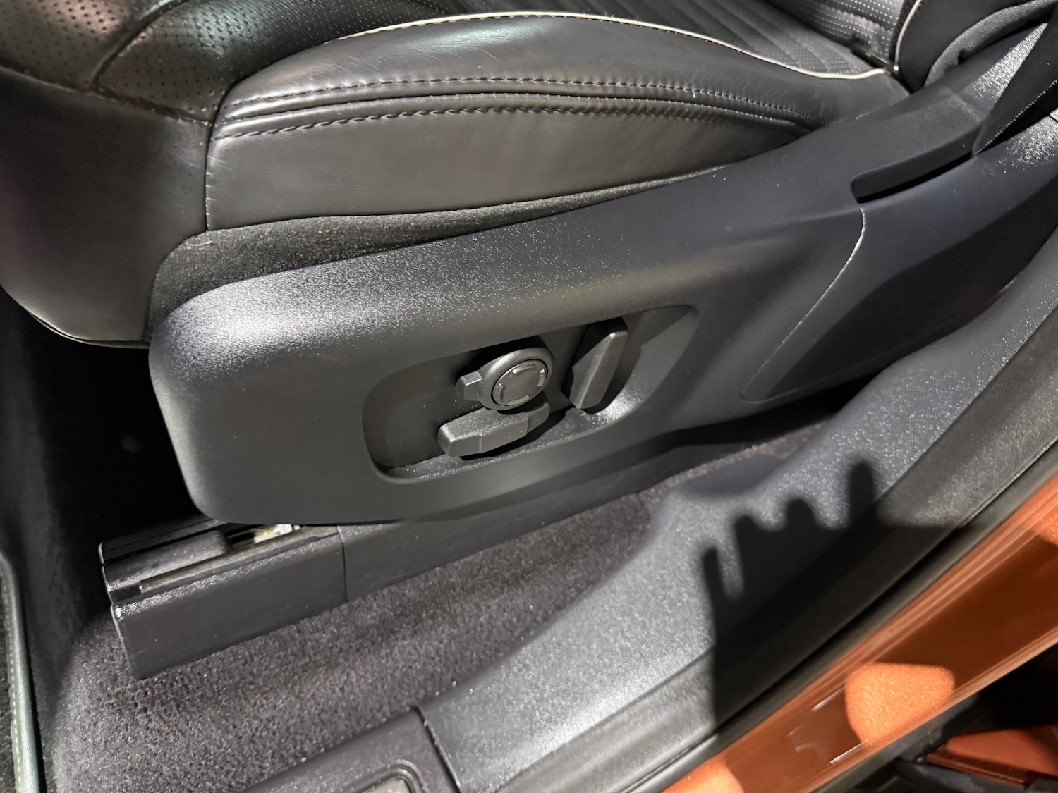 Used Land Rover Discovery 2017 for sale - 76851349: Photo 12