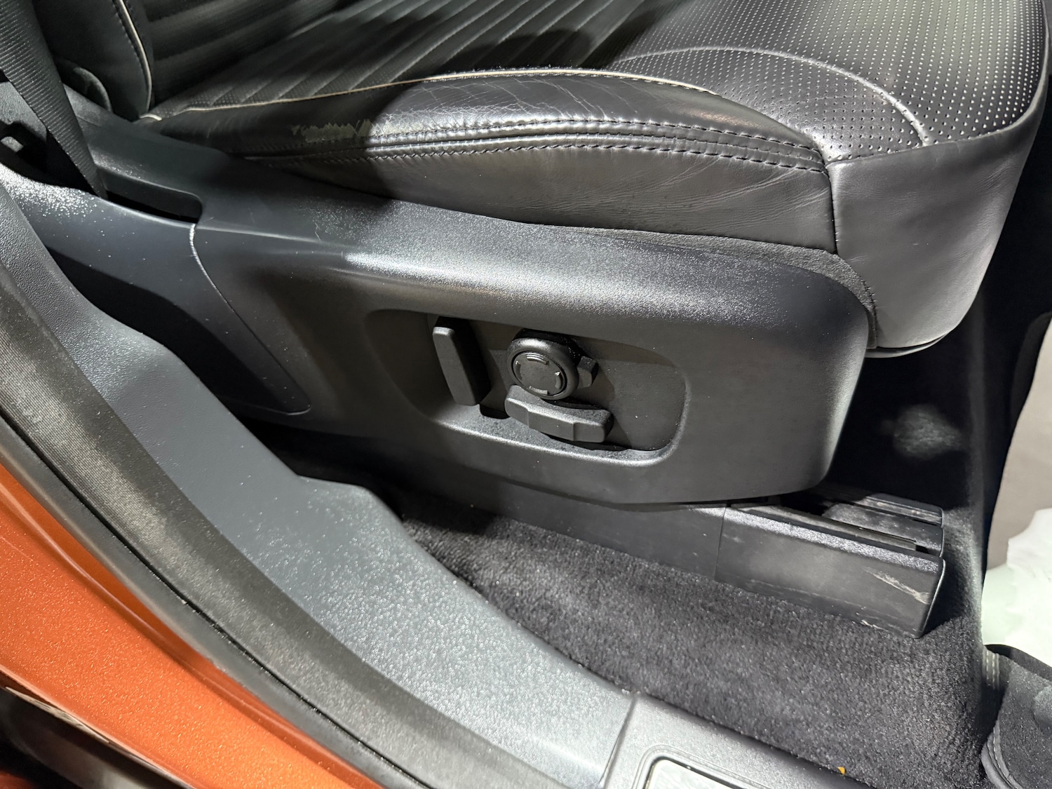 Used Land Rover Discovery 2017 for sale - 76851349: Photo 36