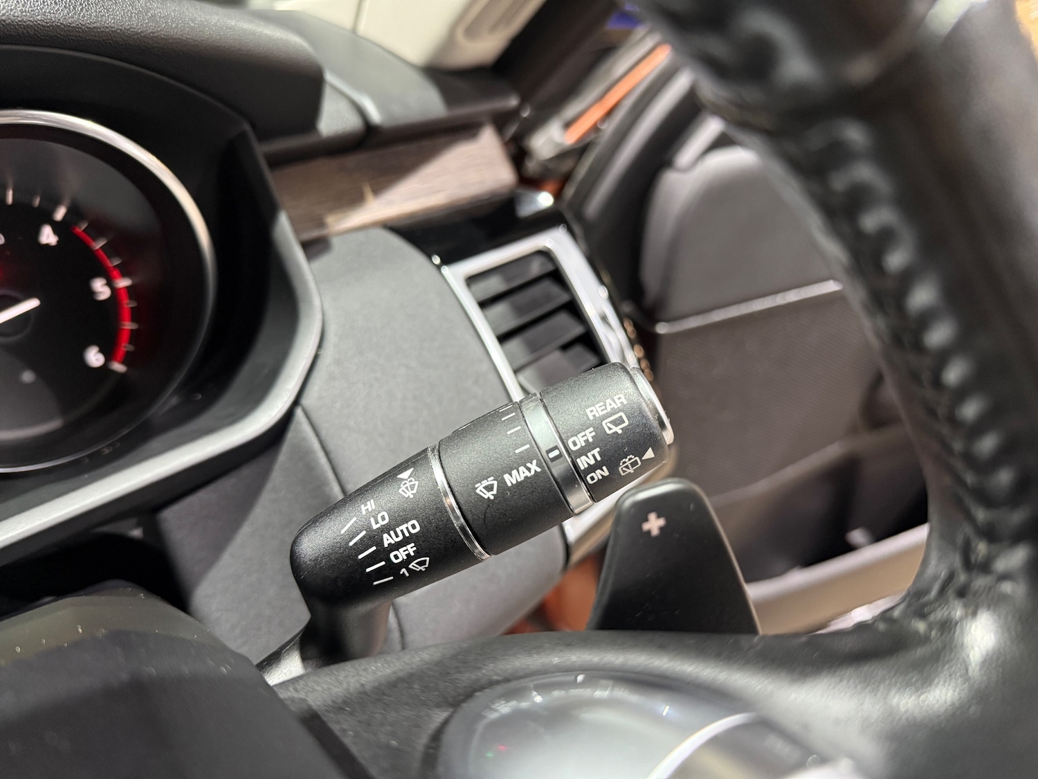 Used Land Rover Discovery 2017 for sale - 76851349: Photo 42