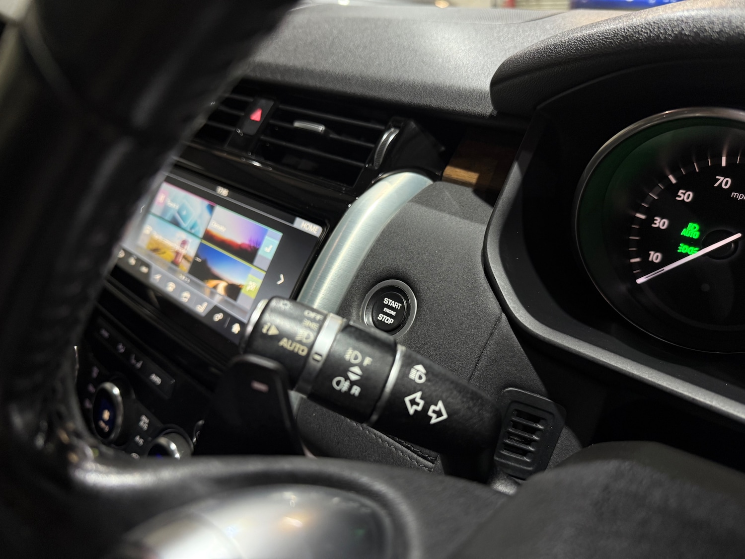 Used Land Rover Discovery 2017 for sale - 76851349: Photo 43