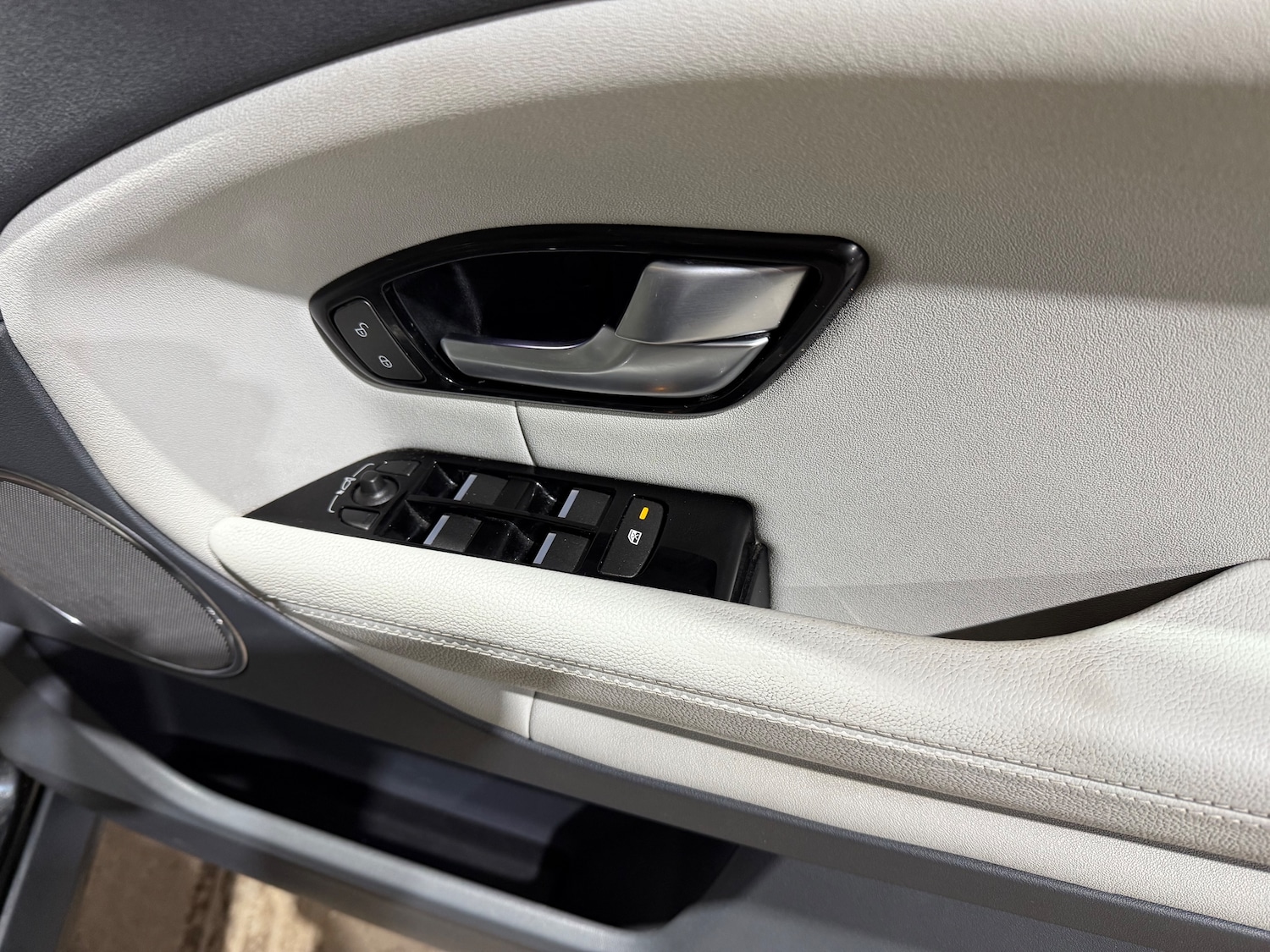 Used Land Rover Range Rover Evoque 2016 for sale - 77262868: Photo 22