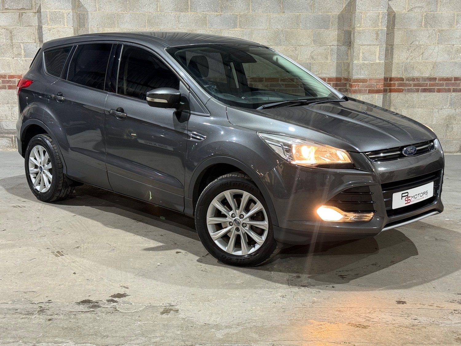 Used Ford Kuga 2015 for sale - 76798679: Photo 1