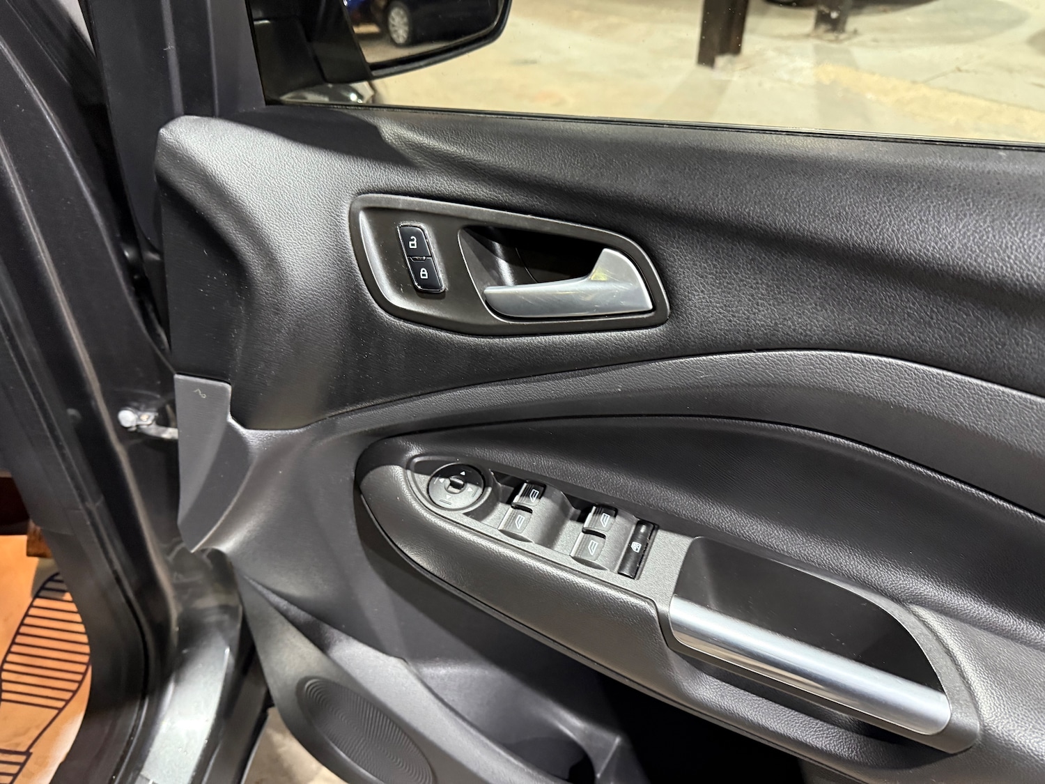 Used Ford Kuga 2015 for sale - 76798679: Photo 20