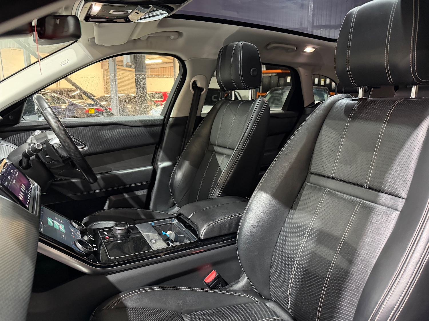 Used Land Rover Range Rover Velar 2019 for sale - 76985654: Photo 11