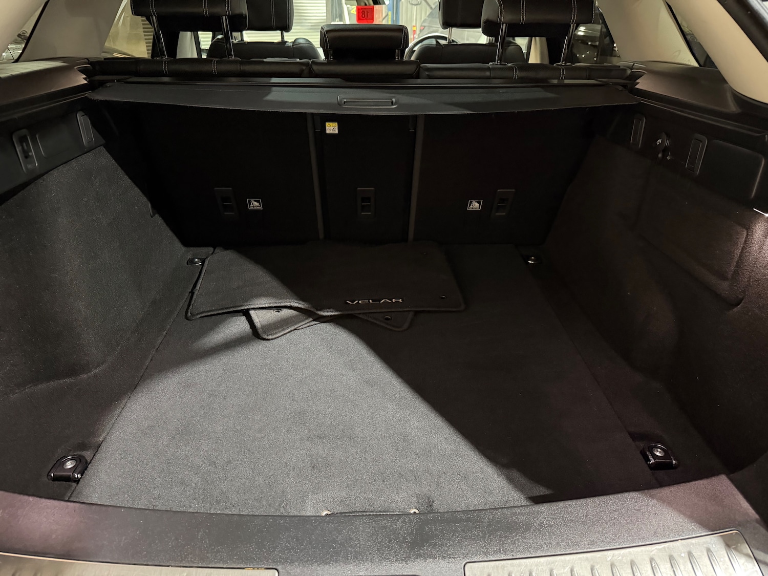 Used Land Rover Range Rover Velar 2019 for sale - 76985654: Photo 17