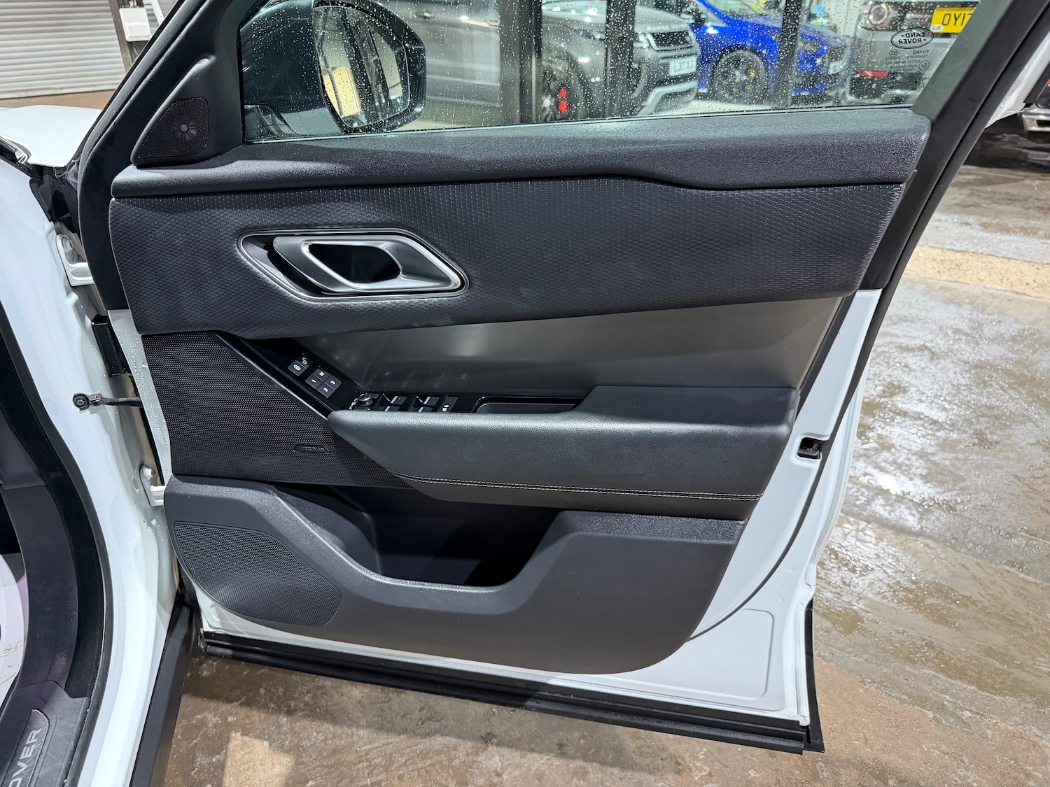 Used Land Rover Range Rover Velar 2019 for sale - 76985654: Photo 23