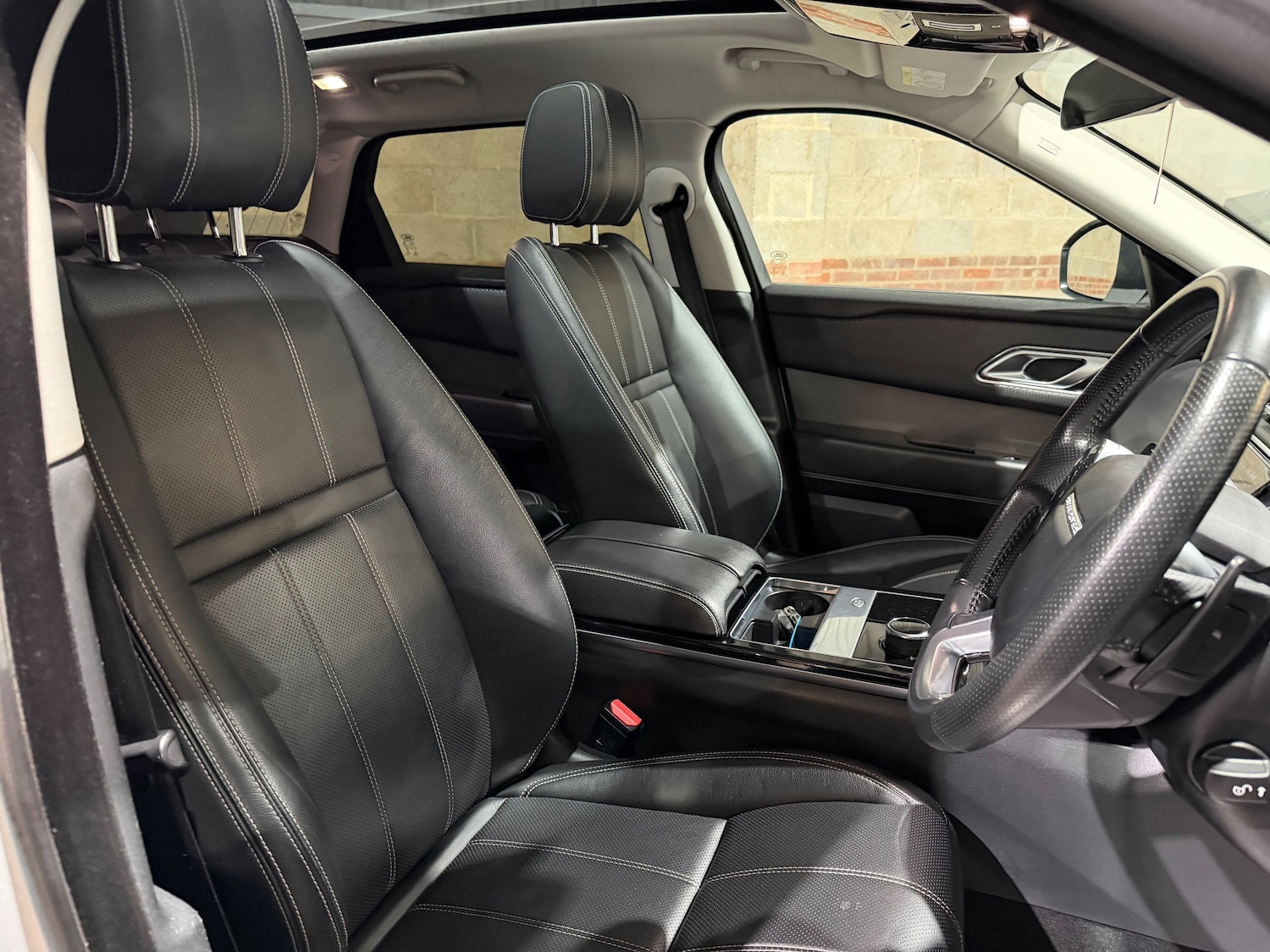Used Land Rover Range Rover Velar 2019 for sale - 76985654: Photo 27