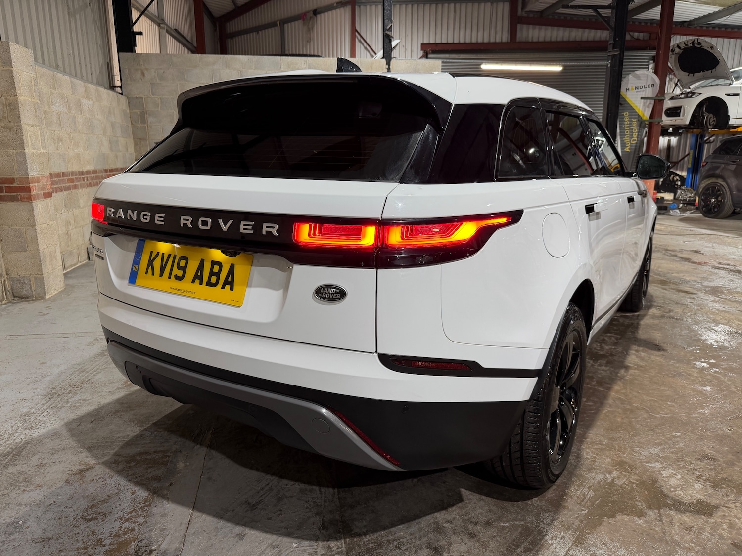 Used Land Rover Range Rover Velar 2019 for sale - 76985654: Photo 47