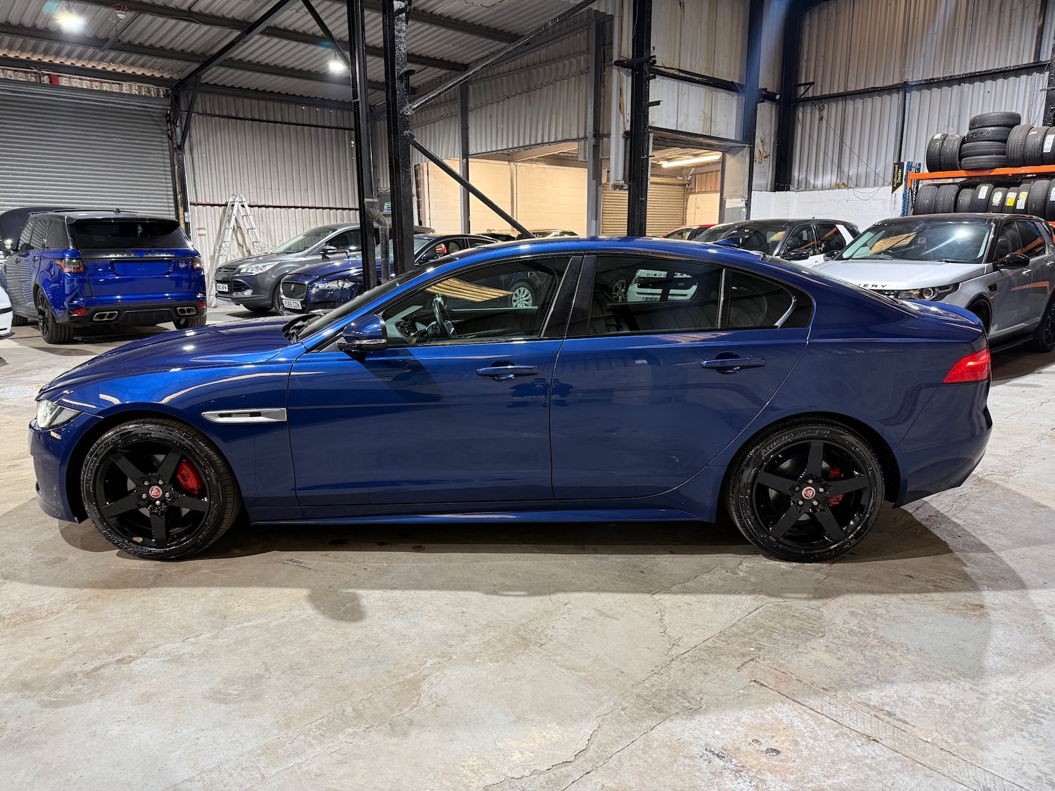 Used Jaguar XE 2016 for sale - 77408884: Photo 5
