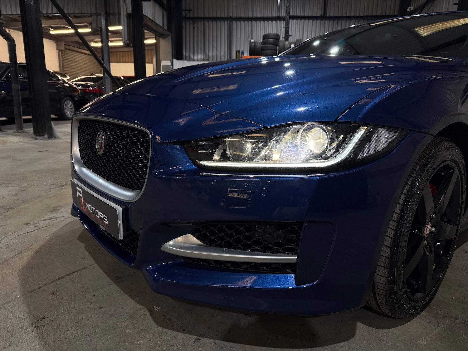 Used Jaguar XE 2016 for sale - 77408884: Photo 59