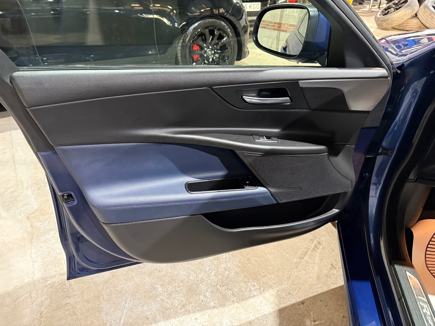 Used Jaguar XE 2016 for sale - 77408884: Photo 7