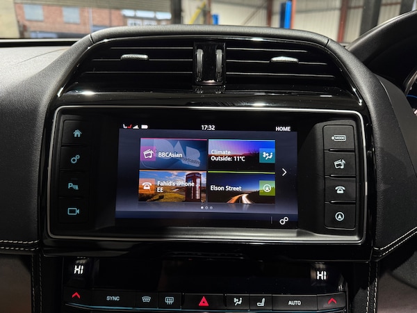Used Jaguar F-Pace 2017 for sale - 76317407: Photo 39