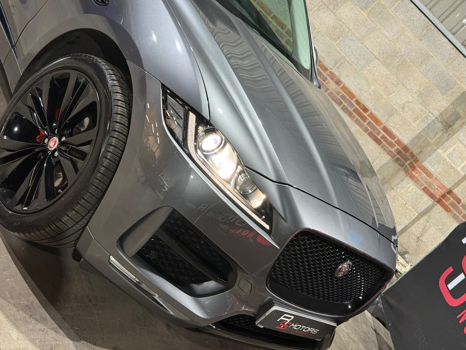 Used Jaguar F-Pace 2016 for sale - 77660465: Photo 18