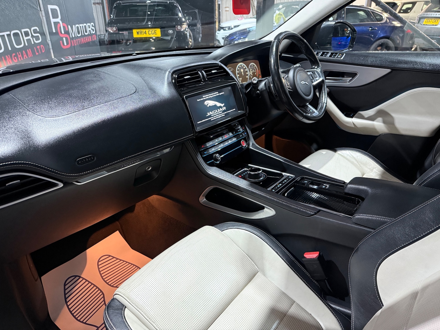 Used Jaguar F-Pace 2016 for sale - 77660465: Photo 19