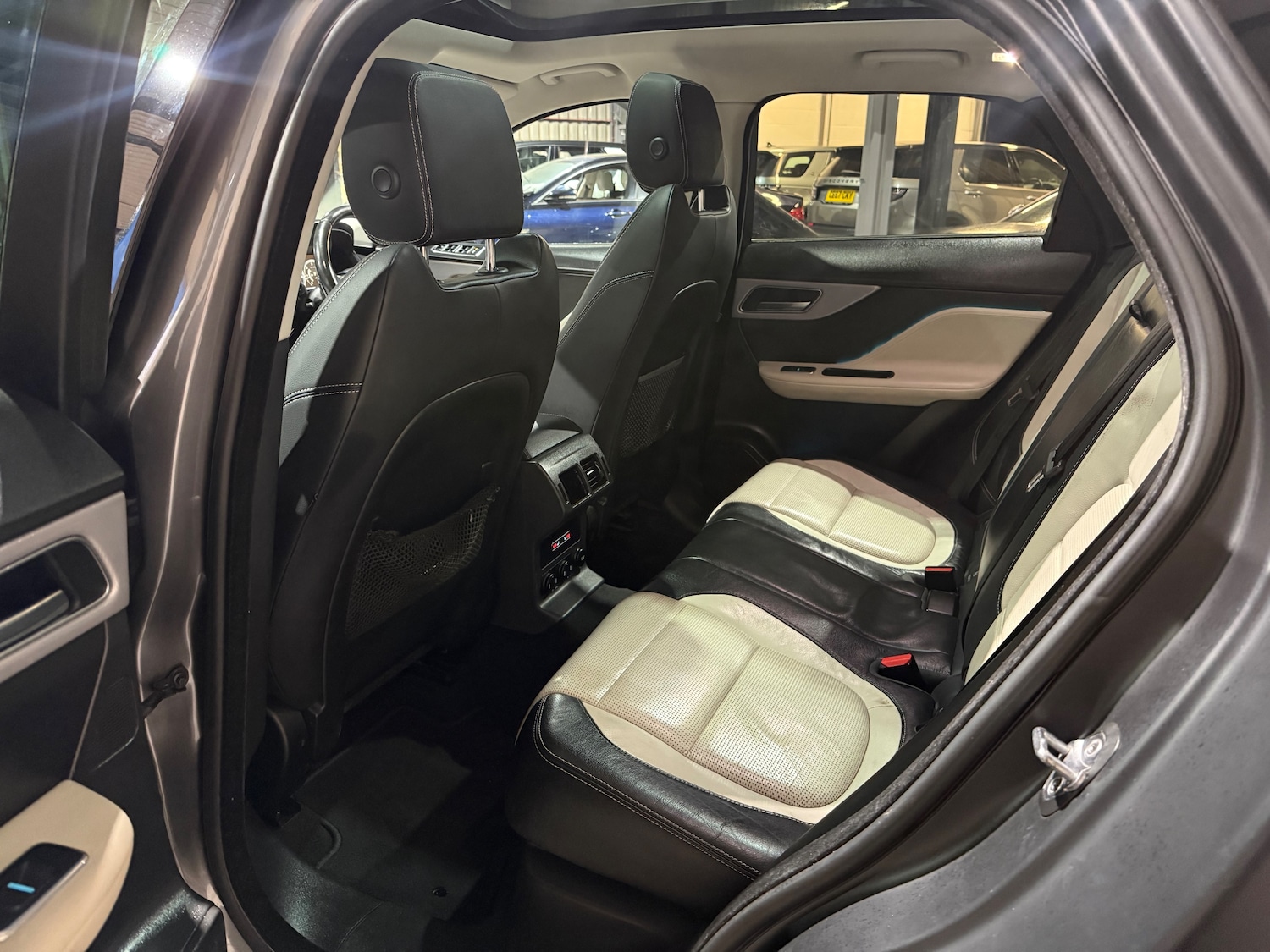 Used Jaguar F-Pace 2016 for sale - 77660465: Photo 23