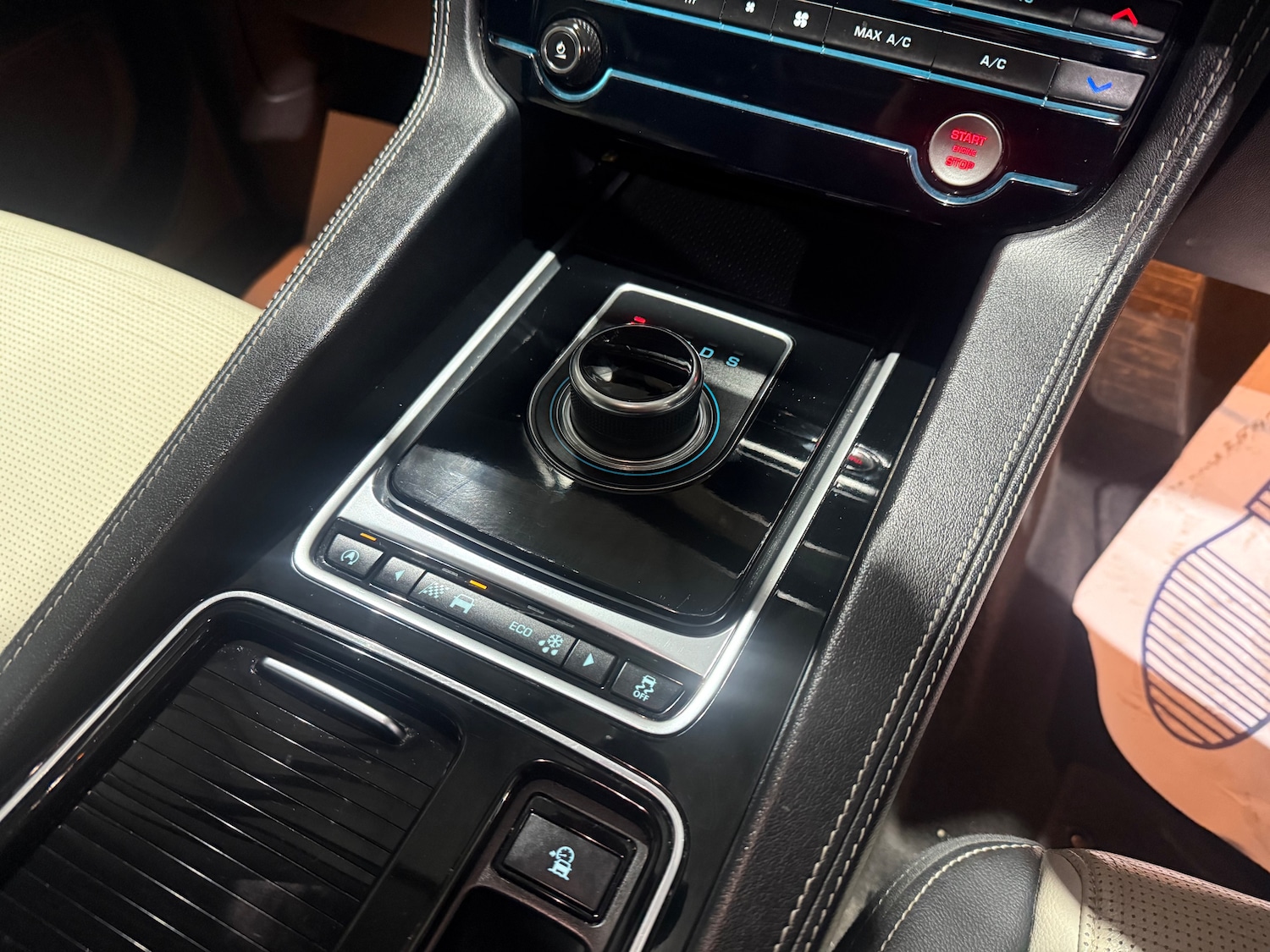 Used Jaguar F-Pace 2016 for sale - 77660465: Photo 45