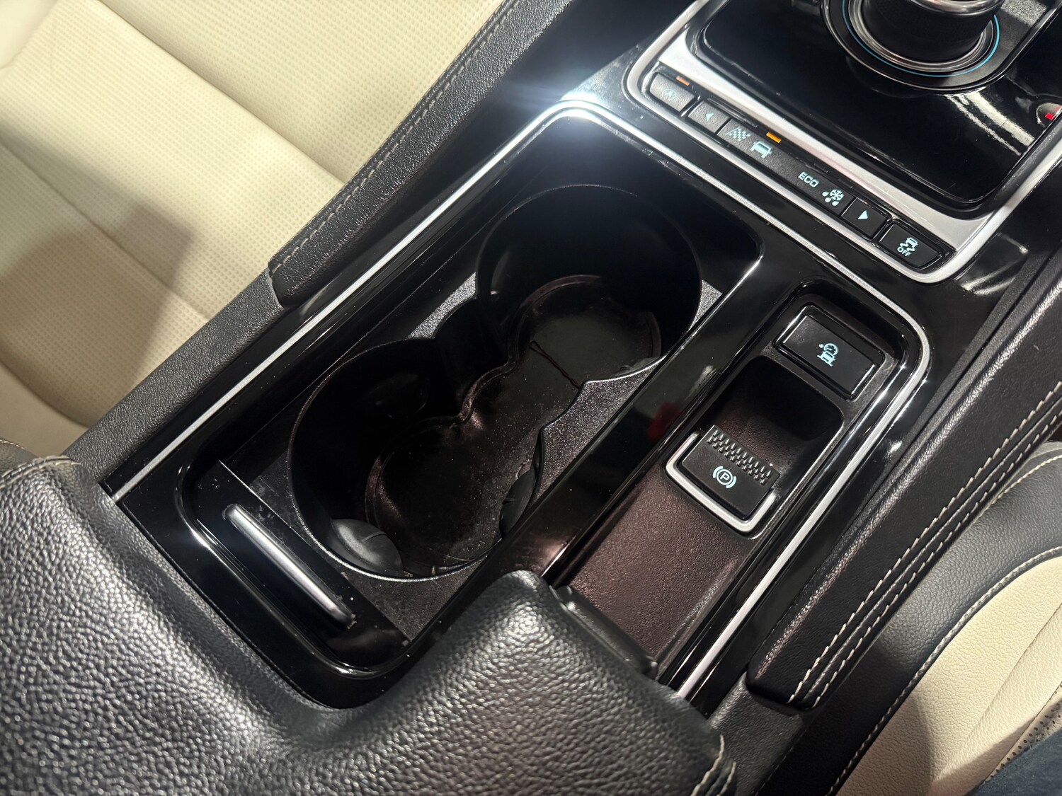 Used Jaguar F-Pace 2016 for sale - 77660465: Photo 50