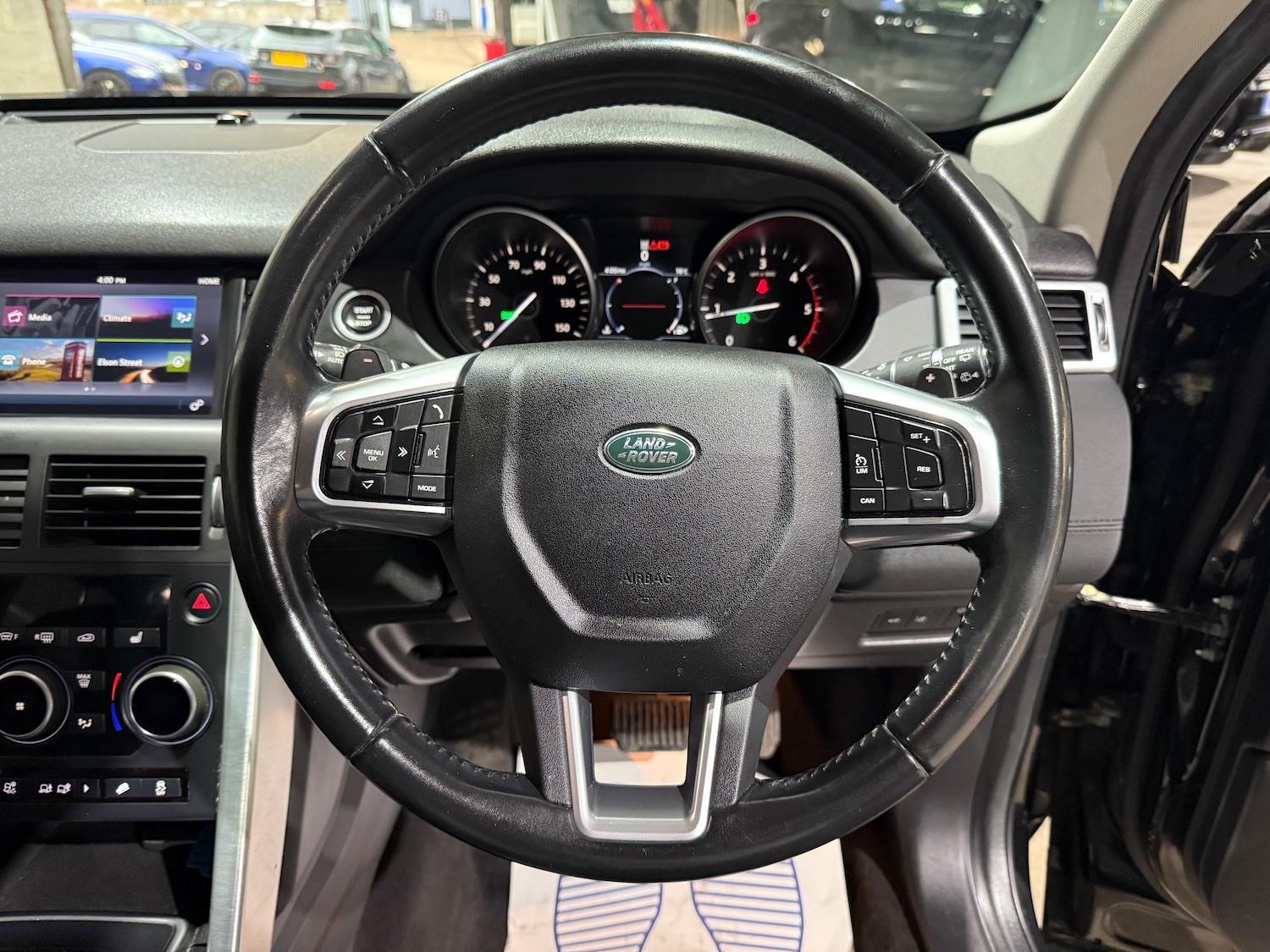 Used Land Rover Discovery Sport 2017 for sale - 76501186: Photo 28