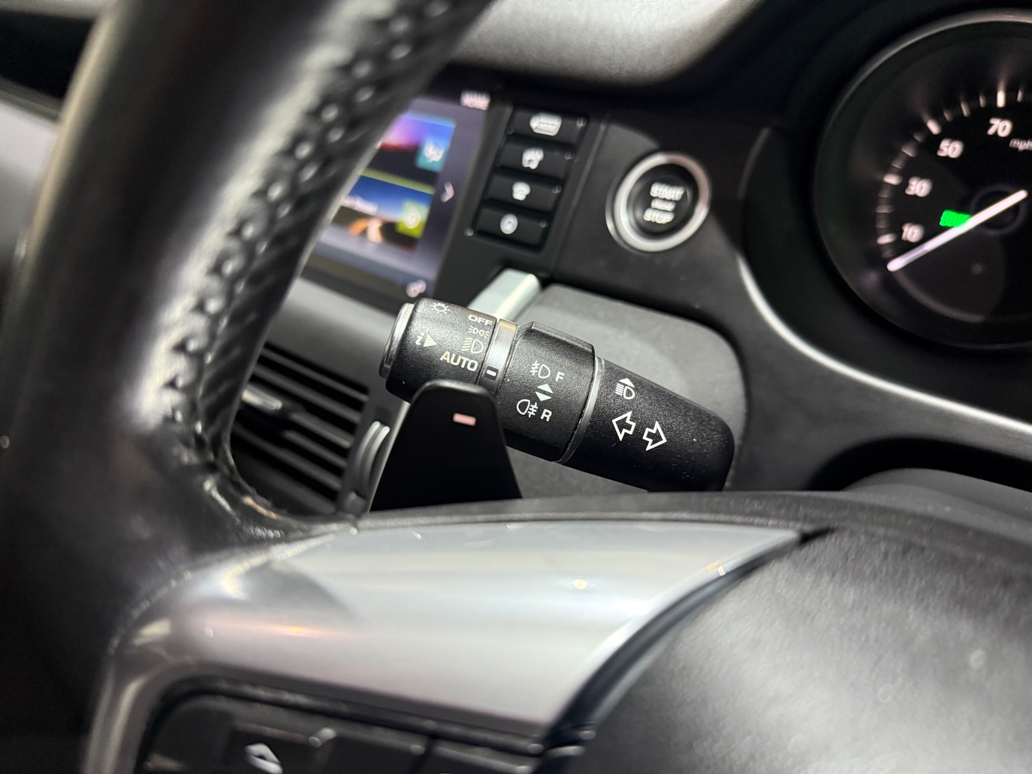 Used Land Rover Discovery Sport 2017 for sale - 76501186: Photo 32