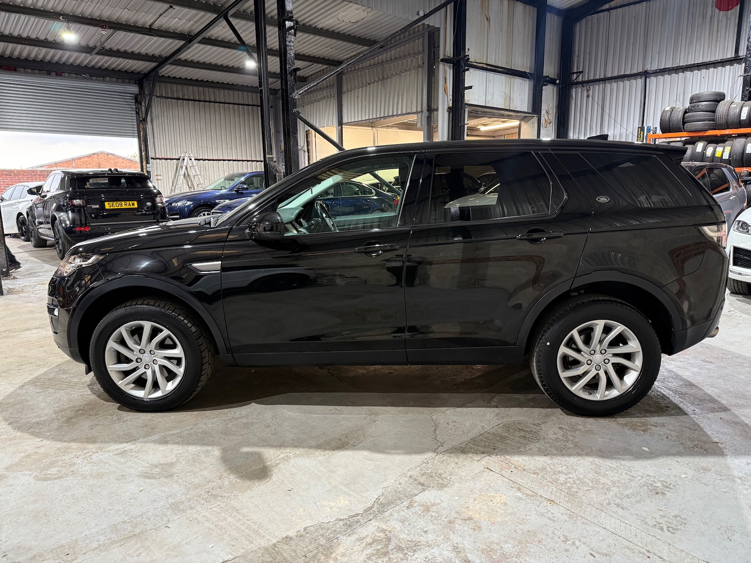 Used Land Rover Discovery Sport 2017 for sale - 76501186: Photo 5
