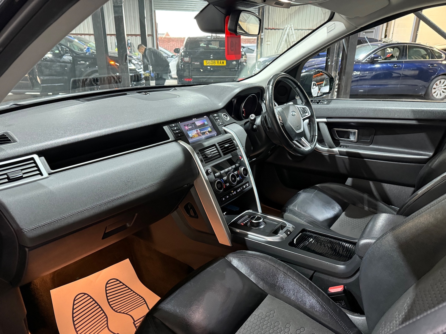 Used Land Rover Discovery Sport 2017 for sale - 76501186: Photo 9