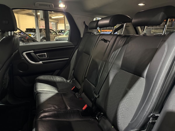 Used Land Rover Discovery Sport 2018 for sale - 76273767: Photo 16