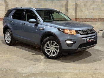 2018 (18) - 2.0 TD4 SE Tech SUV 5dr Diesel Auto 4WD Euro 6 (s/s) (180 ps)