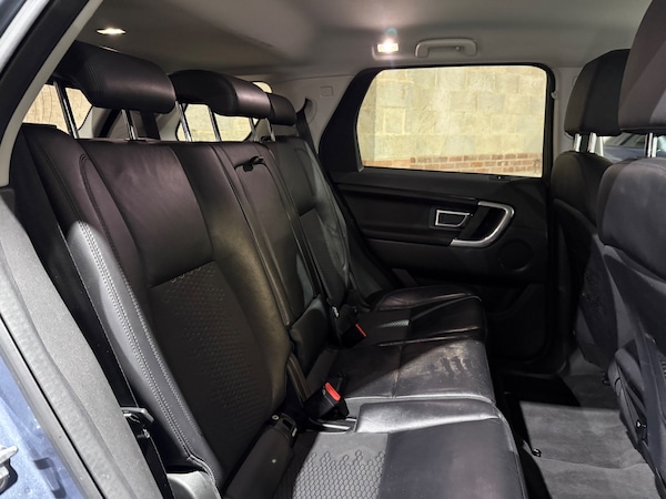 Used Land Rover Discovery Sport 2018 for sale - 76273767: Photo 21