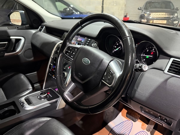Used Land Rover Discovery Sport 2018 for sale - 76273767: Photo 27