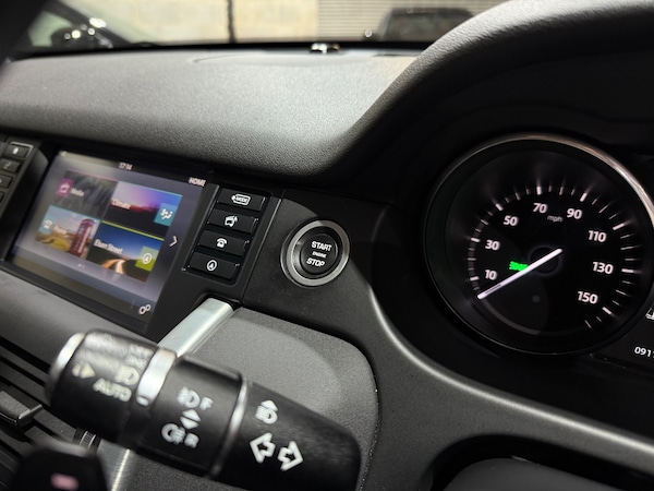 Used Land Rover Discovery Sport 2018 for sale - 76273767: Photo 38