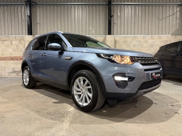 Used Land Rover Discovery Sport 2018 for sale - 76273767: Photo 50