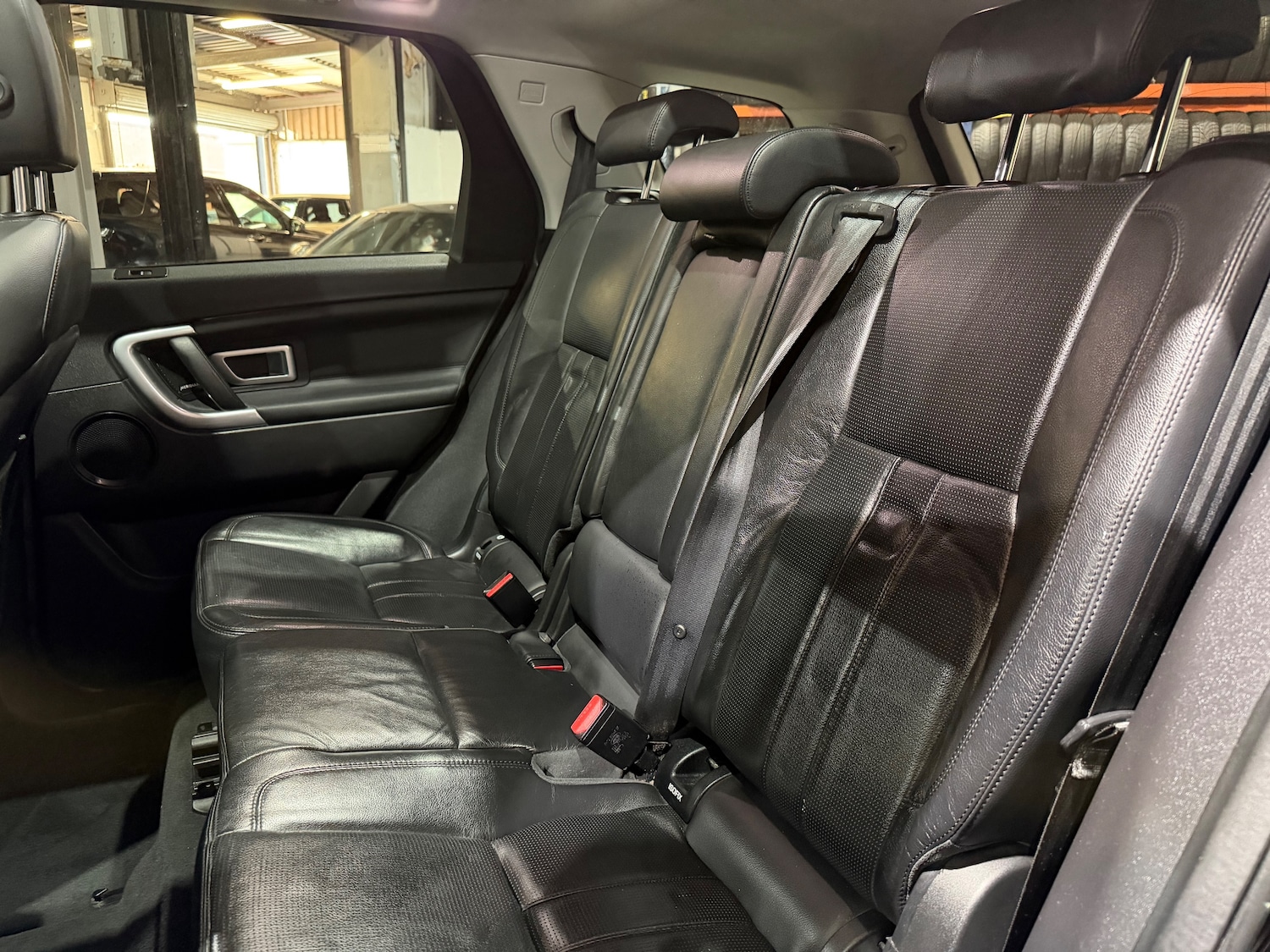 Used Land Rover Discovery Sport 2017 for sale - 78137222: Photo 16